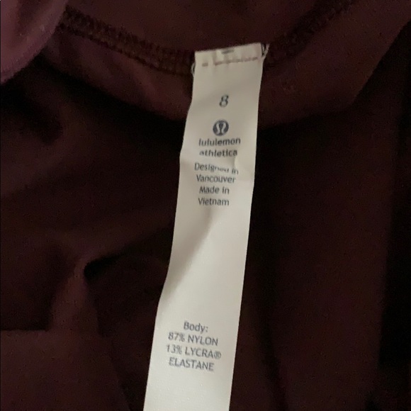 Wide leg Lululemon pants - Picture 3 of 4